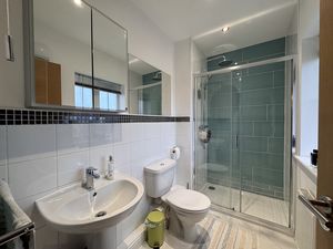 Photo 16- click for photo gallery